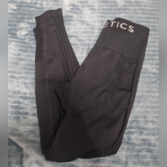 Fabletics Pants - Fabletics high rise black leggings!
